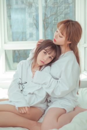 小伙搡五十二老女人_迅雷手机免费观看