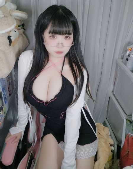 亚洲成年人免费_吉吉电影在线观看