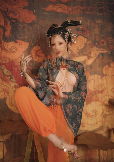 不完美的受害者剧情简介_DVD动漫免费观看